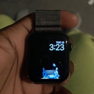Apple Watch Series 5 Nike Edition